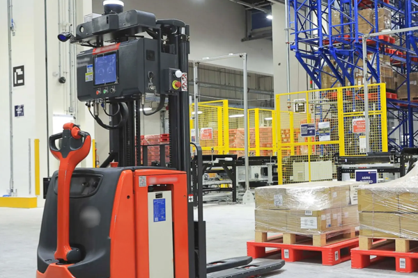 Automated Guided Forklift - 自動導向叉車 - HSM Industrial Solution - 2
