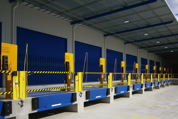 Dock leveler - 裝卸調節平台 - HSM Industrial Solution - 1