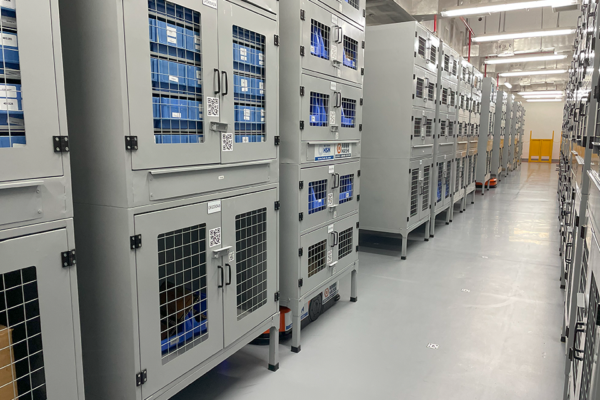 Shelf-to-person Solution - 貨架到人自動化方案 - HSM Industrial Solution - 7