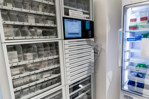 Smart Cabinet - 醫藥品管理智能櫃 - HSM Industrial Solution - 3